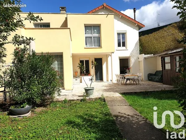 Maison 7 pièces 143 m² 