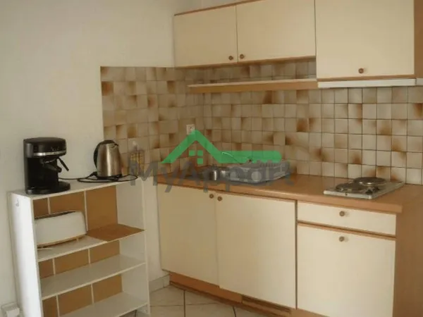 Studio 1 pièce 23 m² 