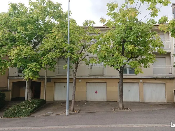 Studio à louer - Metz Queuleu - 20 m² - Cellier inclus 