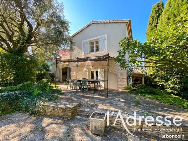 Maison 6 pièces 200 m² 