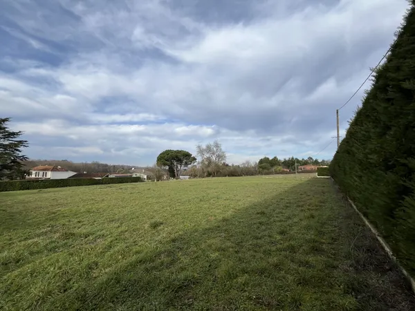 Terrain 1378 m² 