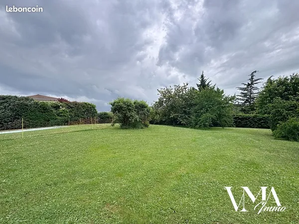 Terrain 1170 m² Lissieu 
