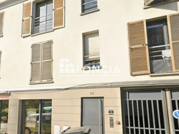 Studio 1 pièce 27 m² 