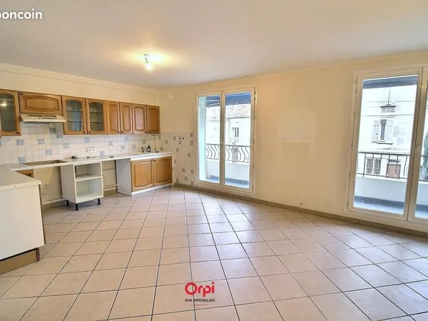 Appartement 4 pièces 80 m² 