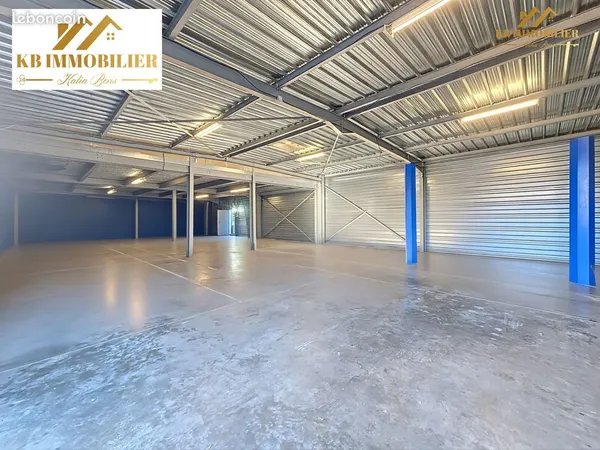 Entrepôt 800 m² Privas 