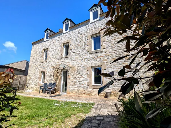 Maison 5 pièces 141 m² 