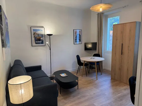 Studio cosy entièrement rénové 