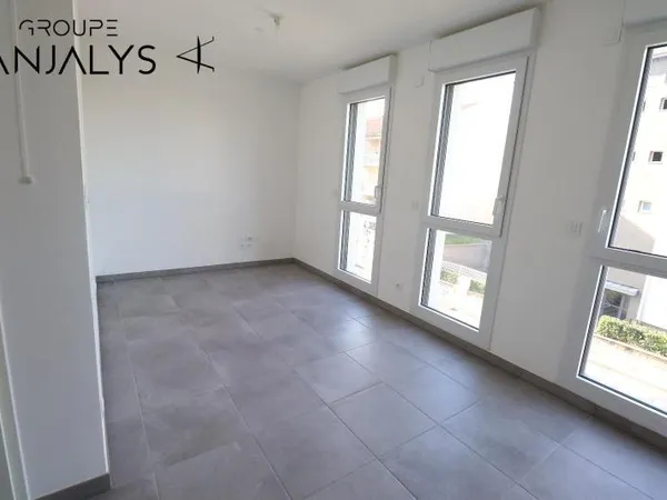 Studio 1 pièce 23 m² 