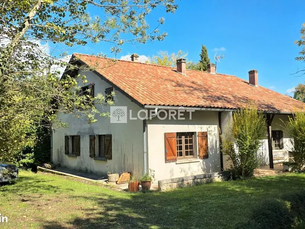 Maison 8 pièces 206 m² 