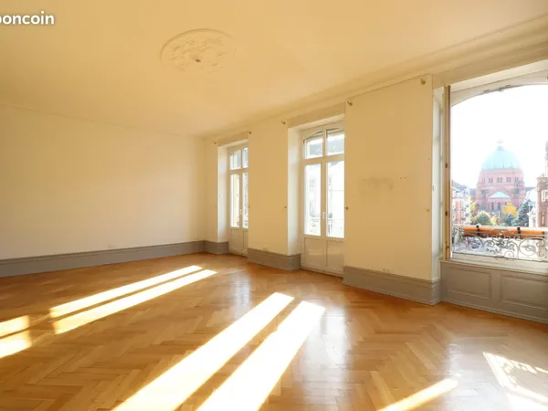 Appartement 5 pièces 152 m² 