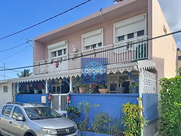 À vendre : Maison T4 sur deux niveaux au Vauclin 