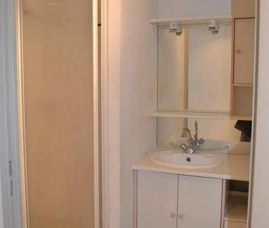 Studio 1 pièce 20 m² 