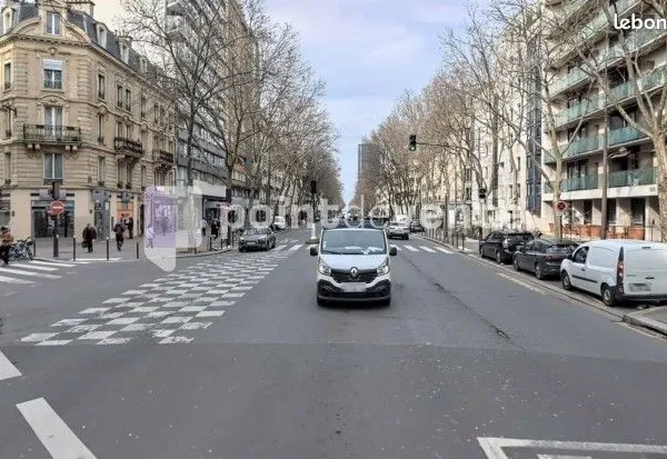 Local commercial 336 m² 