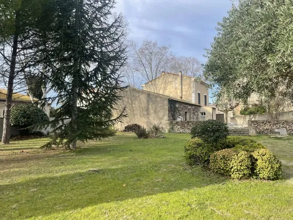 Maison de luxe 8 pièces 174 m² 