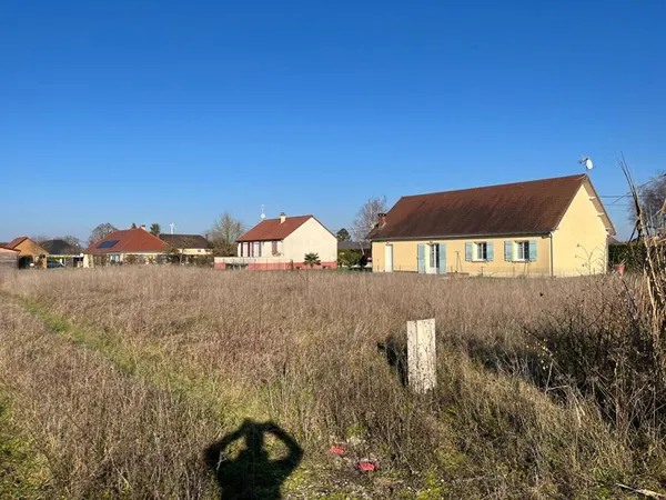 Terrain Viabilisé 1700 m2, Les Grandes Chapelles 