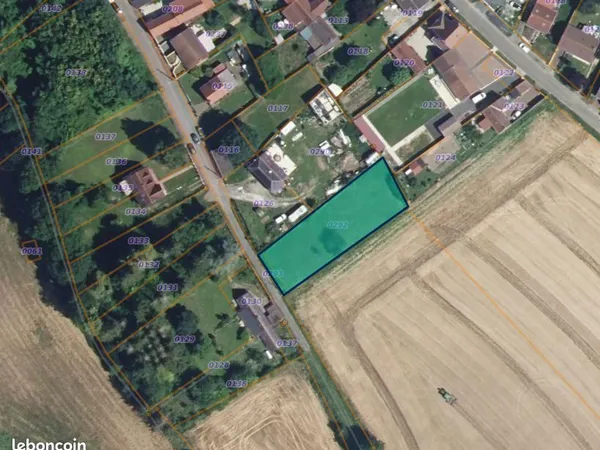 Terrain 1 050 m² Rue Sainte Radegonde Curchy 