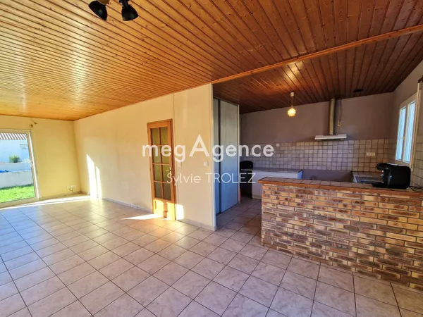 Maison trois chambres, garage, jardin, quartier de la belle Olonnaise aux Sables d'Olonne 