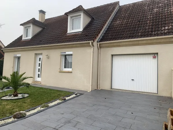 Maison 6 pièces 106 m² 