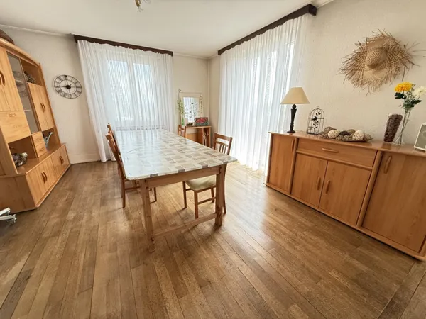 Appartement 4 pièces 91 m² 