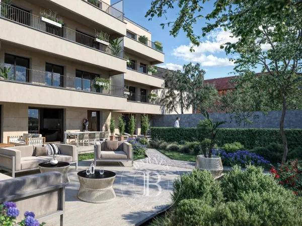 5 pièces en rez de jardin à deux pas de la gare 