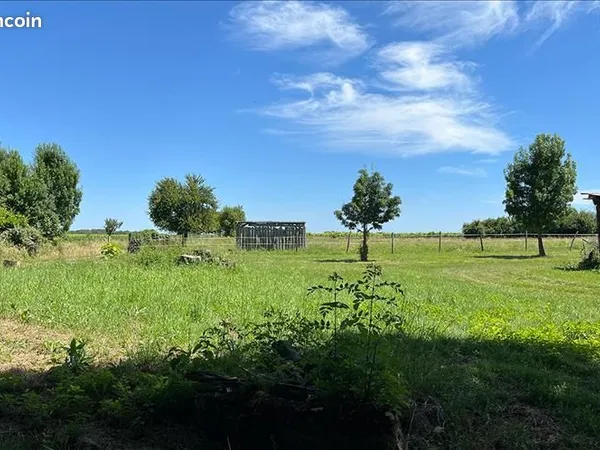 Terrain 2 003 m² Saint Quantin De Rancanne 