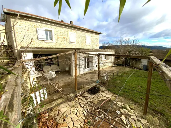 Maison 7 pièces 178 m² 