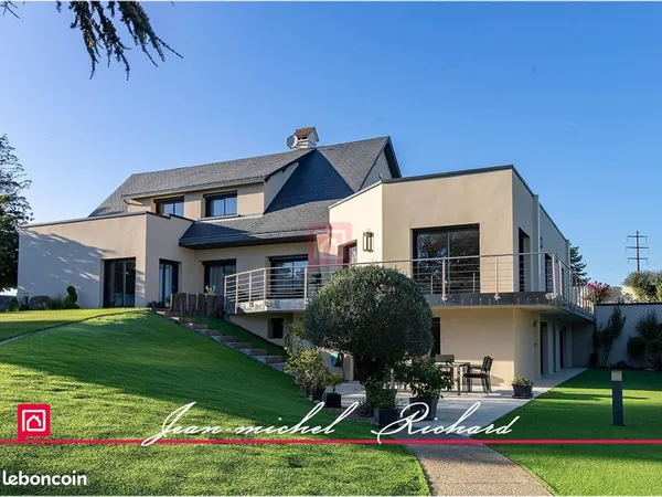 Maison 13 pièces 510 m² 