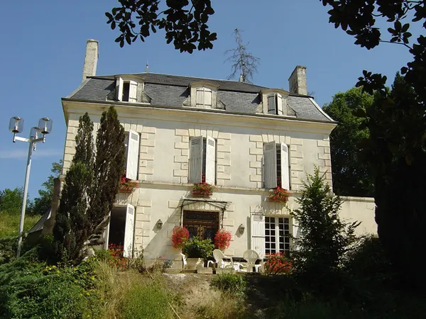 Maison 7 pièces 220 m² 