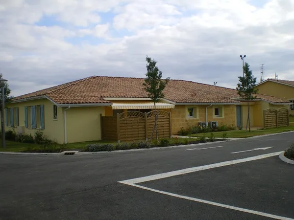 Vente pour INVESTISSEMENT maison 3 pièces, 75.00m², Villeréal