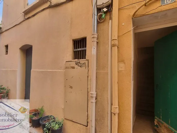 Parking/Garage/Box 