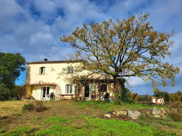 COGOLIN(Var) Propriété 