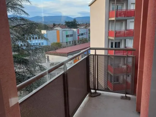 Appartement 3 pièces 53 m² 
