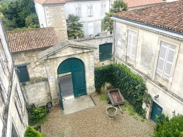 Appartement à rénover 3 pièces 75 m² 