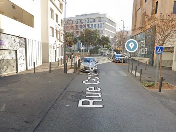 Loue Place de parking dans garage fermé et sécurisé 