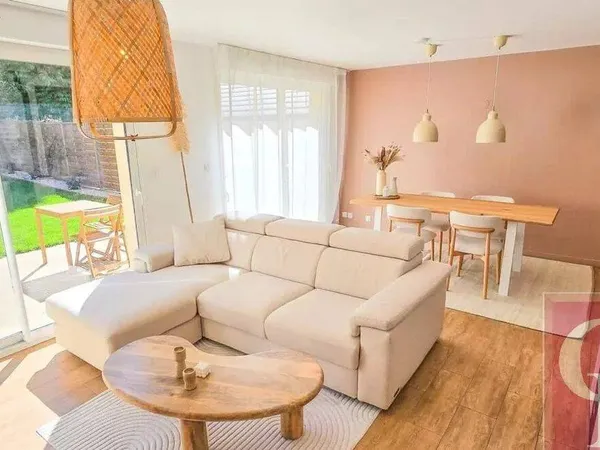 Maison 6 pièces 129 m² 