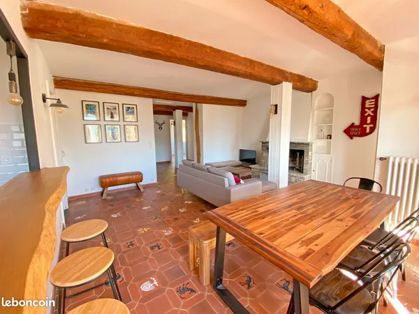 Bel appartement 100m2 dernier etage 