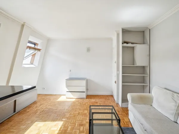 Vends studio de 23m² à vendre - Av Victor Hugo Paris 16ème 
