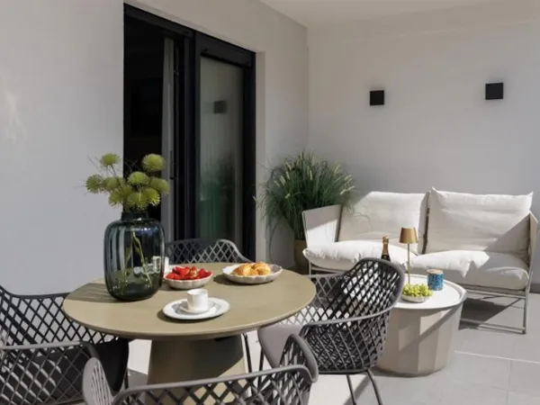 Sublime Type 3 avec terrasse - centre Salon-de-Provence 