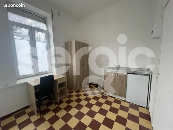 Appartement 1 pièce 13 m² 
