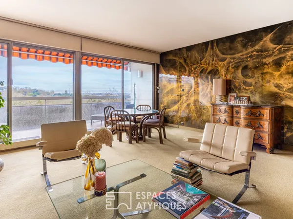 Appartement avec vue panoramique sur les Buttes-Chaumont 