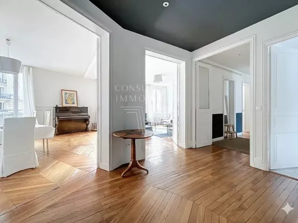 APPARTEMENT FAMILIAL ENSOLEILLÉ. 