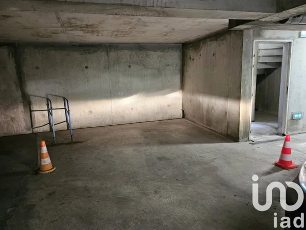 Parking 10 m² 