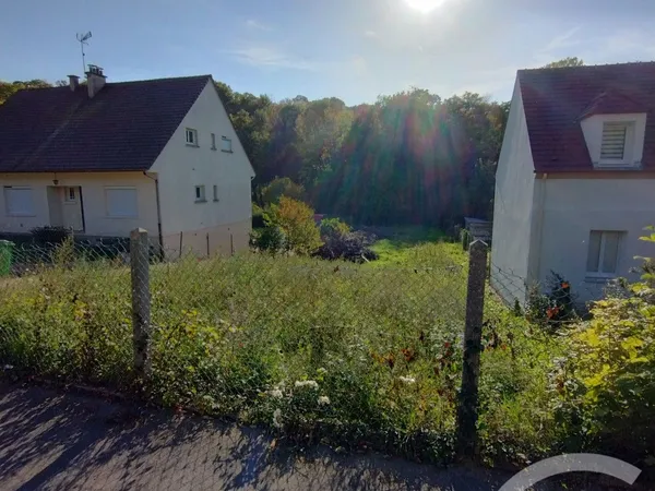 Terrain 765 m² 
