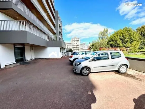 Immeuble 451 m² 