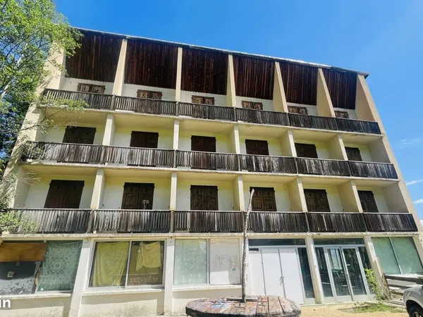 Immeuble 10 pièces 1000 m² 