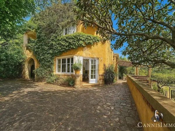 Maison D'artiste Le Cannet - 120m² - Terrain 600m² 