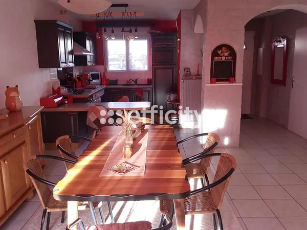 Maison 6 pièces 109 m² 