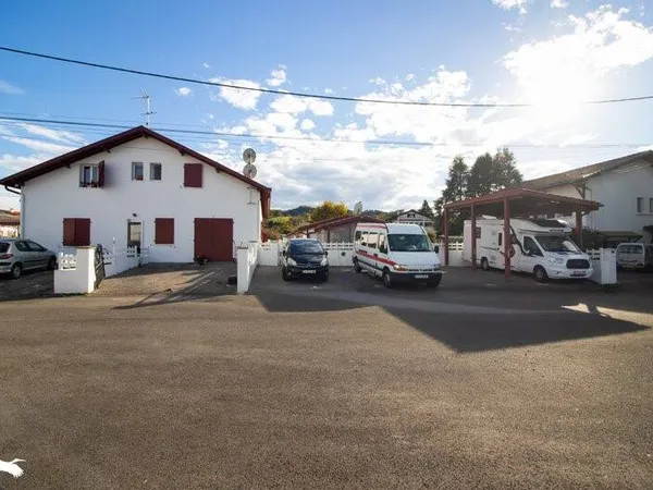 Immeuble 320 m² 