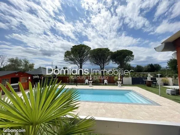 Maison 10 pièces 222 m² 