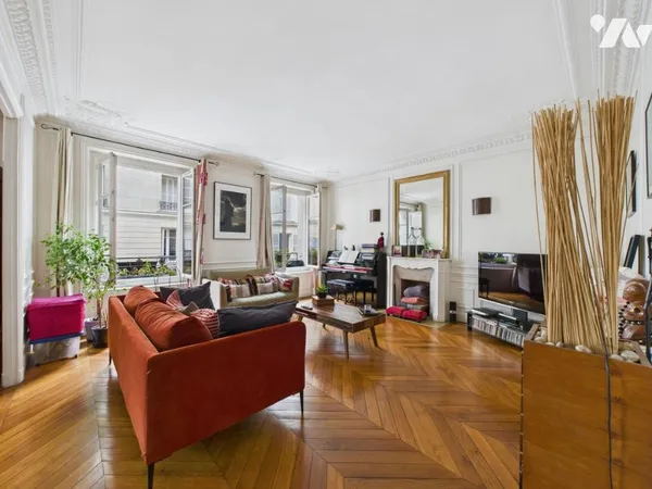 Appartement 6 pièces 165 m² 